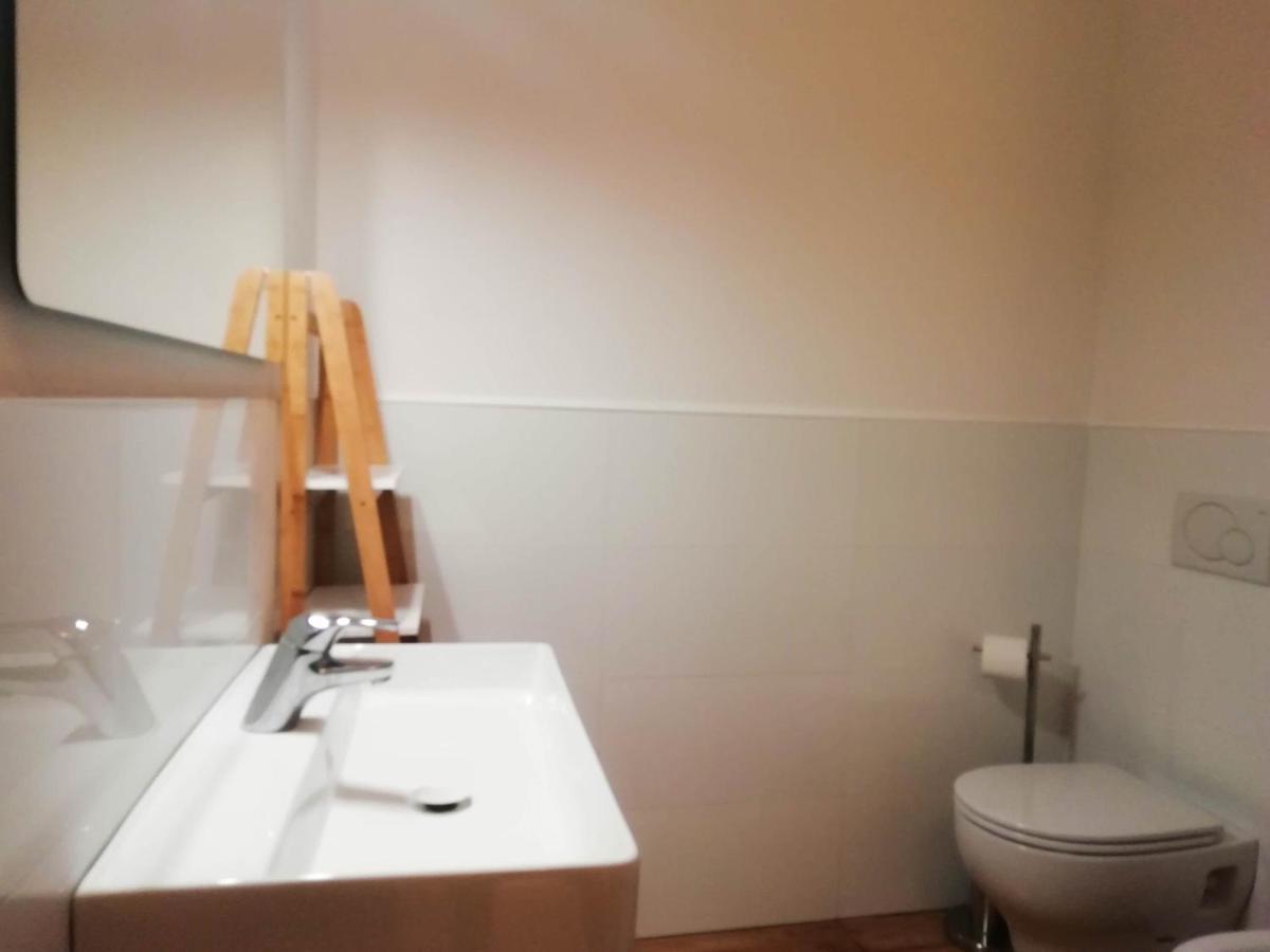 Appartamento Indipendente A Due Passi Dal Centro Savona Luaran gambar