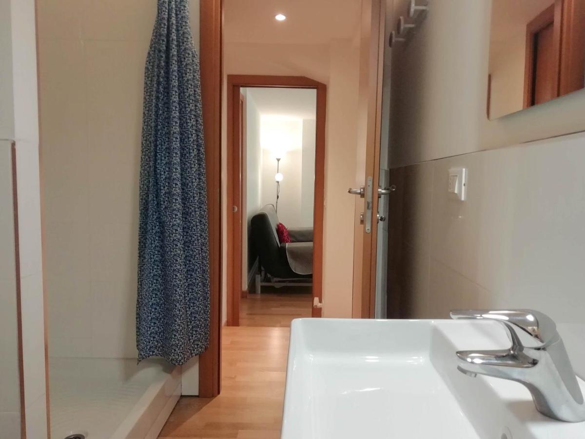 Appartamento Indipendente A Due Passi Dal Centro Savona Luaran gambar