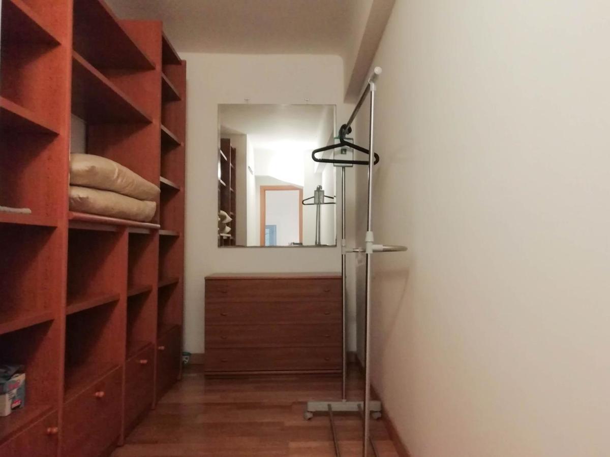 Appartamento Indipendente A Due Passi Dal Centro Savona Luaran gambar